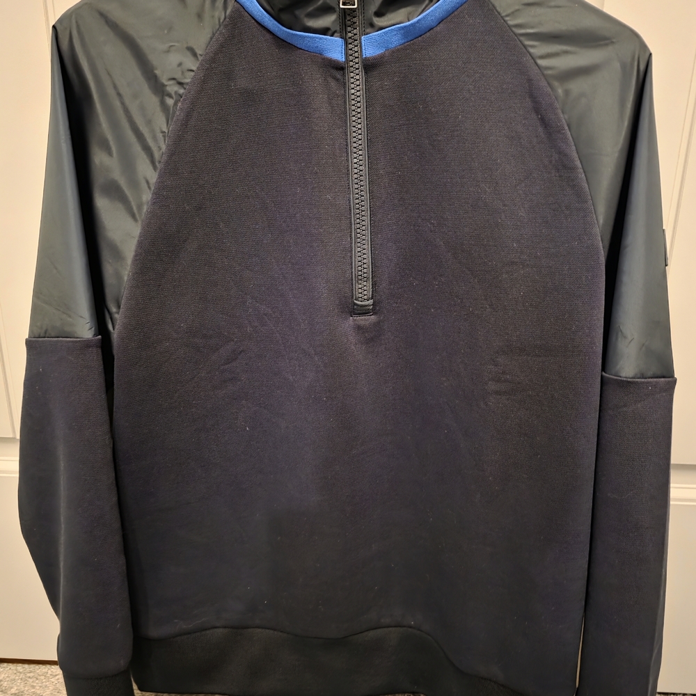 Hugo Boss Navy and Black Sweatshirt